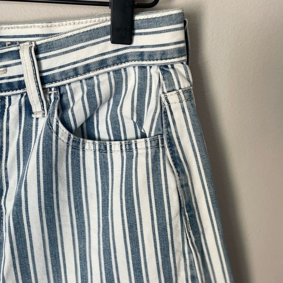 American Eagle Summer Boardwalk Striped Mom Short Size 0 - Picture 10 of 11